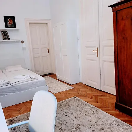 Christoph's Apartment