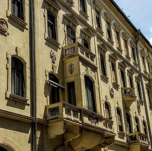 克里斯多夫中央公寓