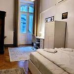 Christoph's Lejlighed